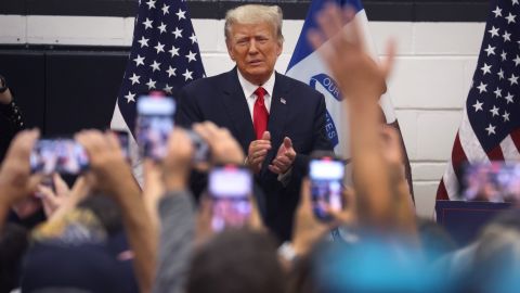 Donald Trump le pidió a presentador de Fox News que no se burlara de las capacidades cognitivas de Joe Biden