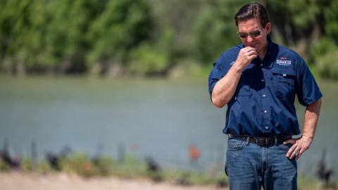 Ron DeSantis promete evitar que buques con fentanilo lleguen a México si es electo presidente de EE.UU.