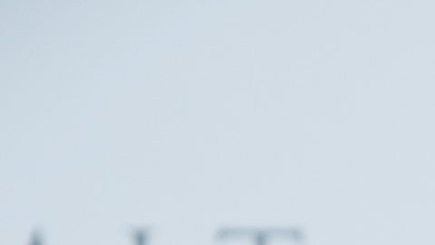 Kevin Costner había declarado que su exesposa no quería salir de su mansión en California.