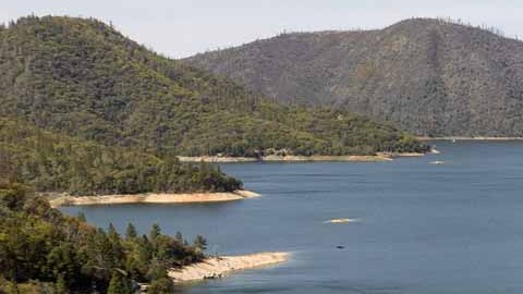 A través de imágenes satelitales captadas por la NASA se observa la recuperación de los lagos californianos