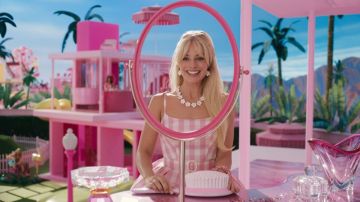 Margot Robbie es la protagonista de 'Barbie', una de las candidatas a ganar el premio.