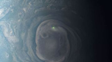 La imagen de la tormenta captada por Juno.