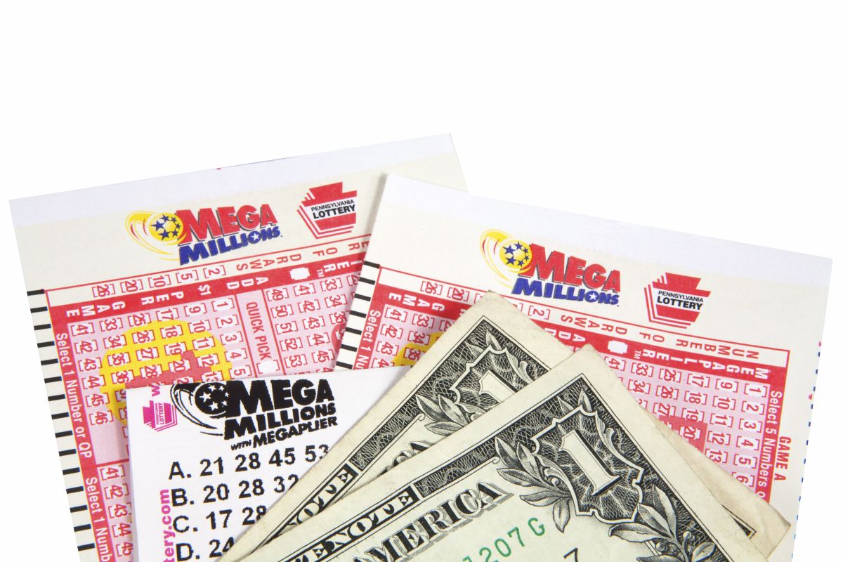 Why the winner of the $476 million Mega Millions jackpot only got $157 million in the end