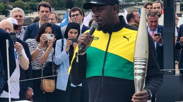 El exvelocista jamaicano Usain Bolt en el acto de presentación de la antorcha de los Juegos Olímpicos de París 2024.