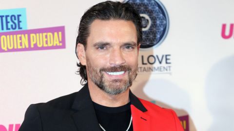 El argentino Julián Gil se da una pausa en ¡Siéntese quien pueda!