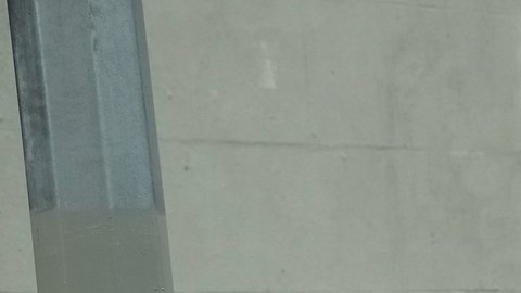 La familia del oficial asesinado en enero de 2022 fue protagonista de la ceremonia.