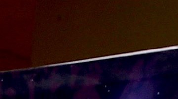 Natasha Araos, exesposa de Chyno Miranda, celebra la innovación en el mercado con un nuevo producto para hombres.