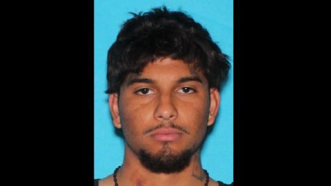 Campos era considerado una persona de interés en un asesinato en Albuquerque.