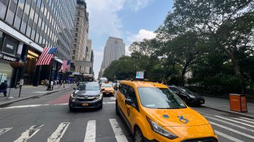 Taxistas piden ser exentos de la tarifa de congestión por transitar abajo de la calle 60 en Manhattan