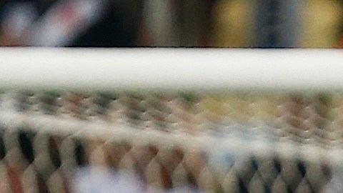 Pedro Raul celebra luego de un gol ante Flamengo.