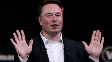 Elon Musk revela y lanza su empresa "xAI".