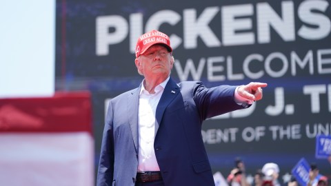 Trump sugiere que ya se sabe de dónde vino la cocaína hallada en la Casa Blanca, pero que lo ocultan