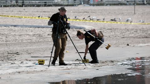 El concejal Ari Kagan dijo que la muerte se pudo evitar si hubiese más salvavidas de turno.