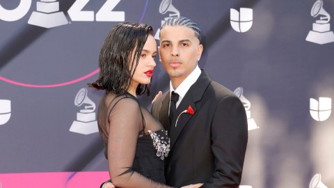 La cantante Rosalía estaría visiblemente afectada por su ruptura con Rauw Alejandro.