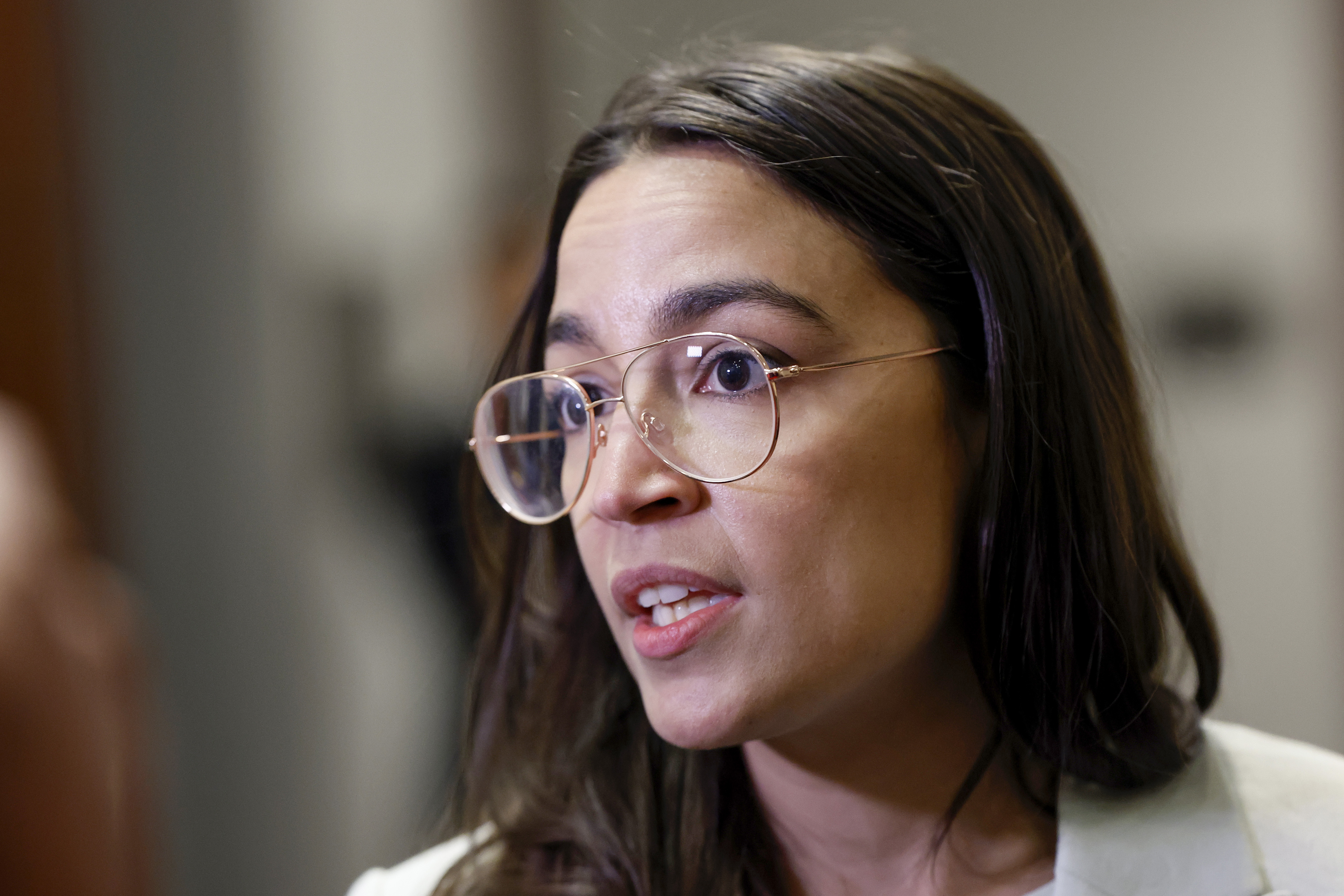 Alexandria Ocasio-Cortez Advierte Sobre "la Expansión De Un Poder ...