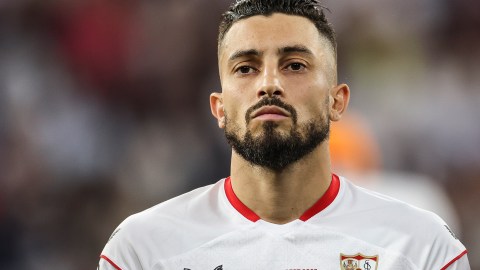 Alex Telles jugó la última temporada con el Sevilla.