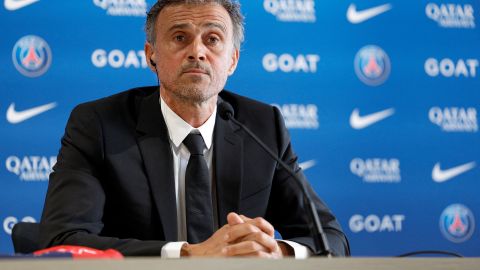 Luis Enrique durante una conferencia de prensa con el PSG.