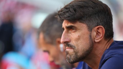 Veljko Paunovic durante un encuentro ante Atlético San Luis.