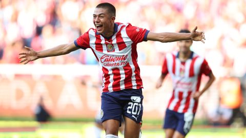 El futbolista se ha convertido en la gran sensación de Chivas de Guadalajara.