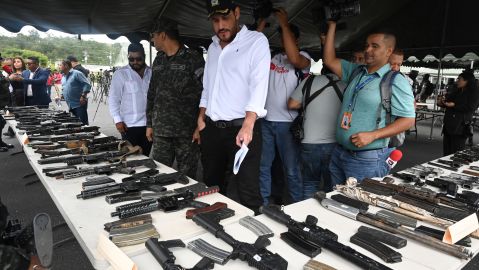 HONDURAS-PRISON-MILITARY-POLICE-WEAPONS
