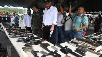 HONDURAS-PRISON-MILITARY-POLICE-WEAPONS