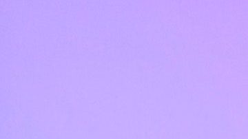 Migbelis Castellanos y Danilo Carrera en los Premios Juventud 2023.