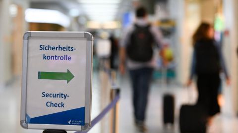 Puesto de control de aeropuerto en Alemania