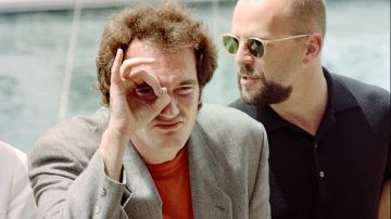 Quentin Tarantino y Bruce Willis en el Festival de Cine de Cannes de 1994.
