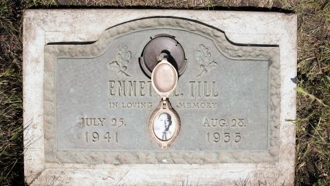 Quién fue Emmett Till y por qué Joe Biden designó un monumento en su honor