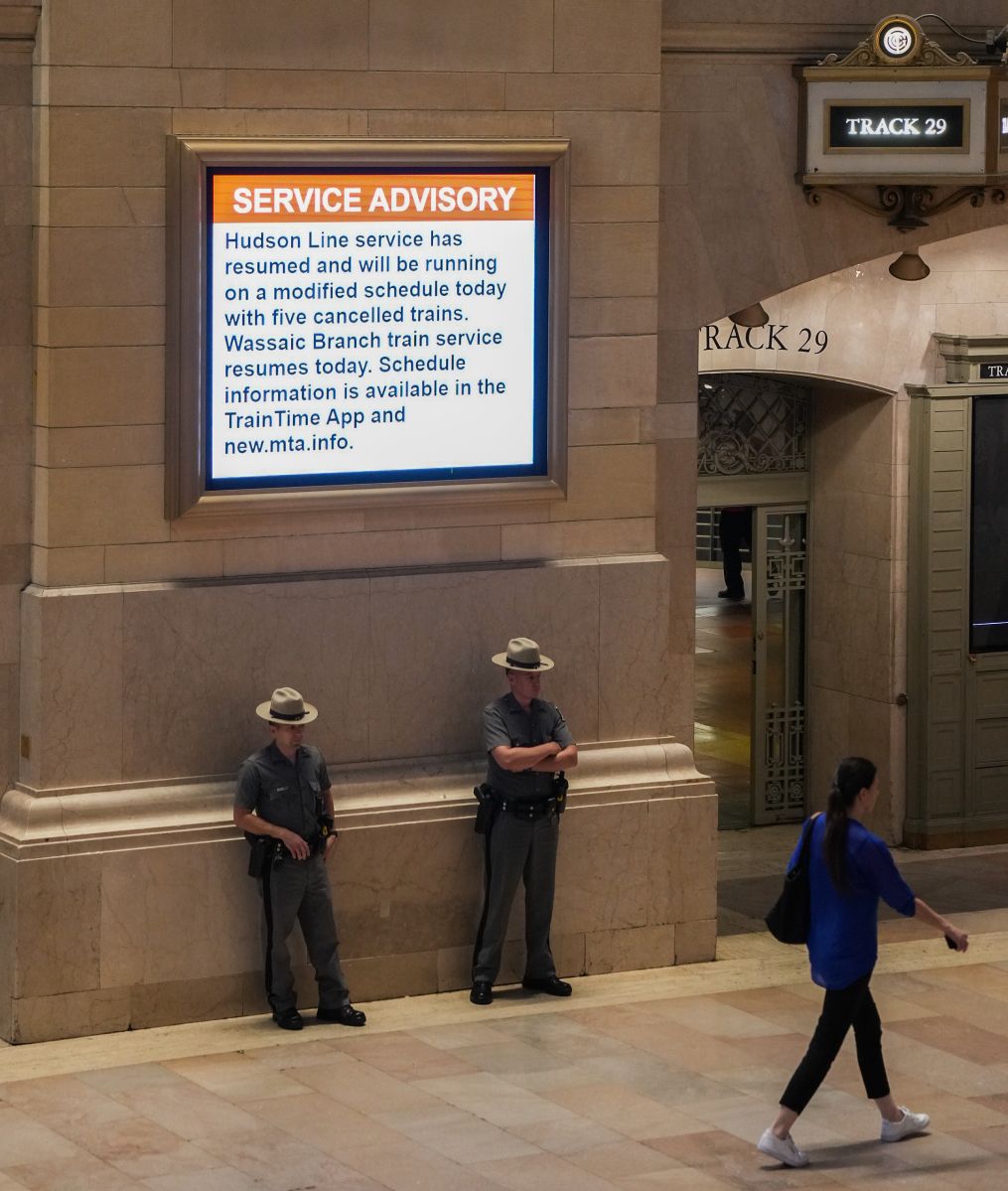 Metro-North Railroad Resumes Service After Storm-Related Delays