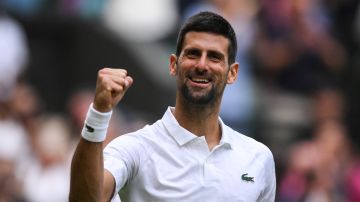 Novak Djokovic se crece tras avanzar a semifinales de Wimbledon