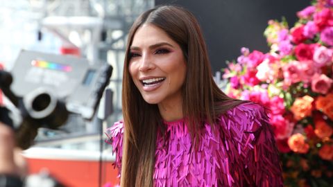 Alejandra Espinoza es una de las presentadoras de los Premios Juventud.