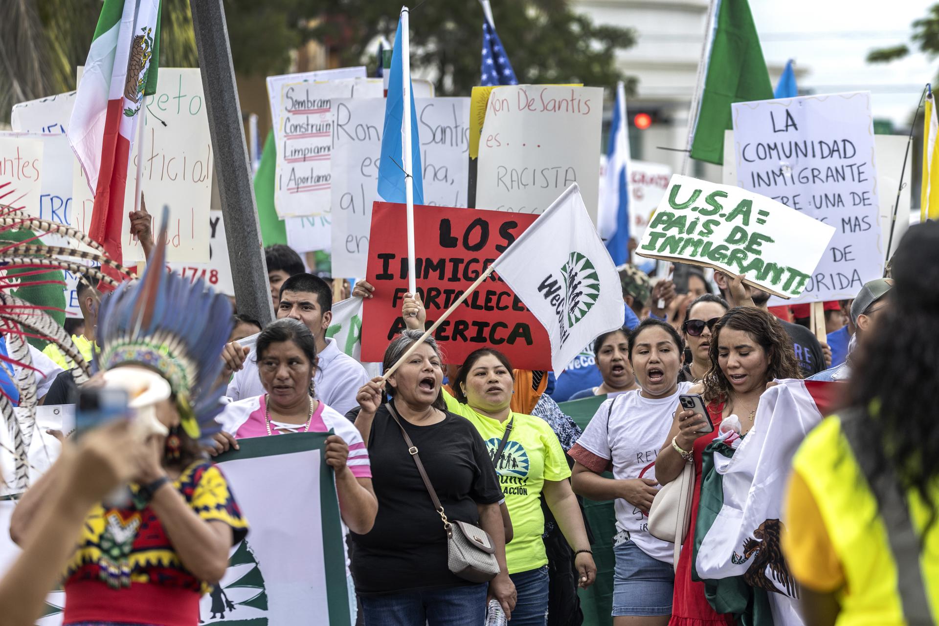 Los Inmigrantes En Florida Reiteran Su Rechazo A La Ley Sb1718 Para Poder Trabajar Y Vivir En 4066