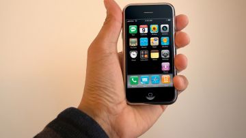 iphone-primera-generacion-subasta