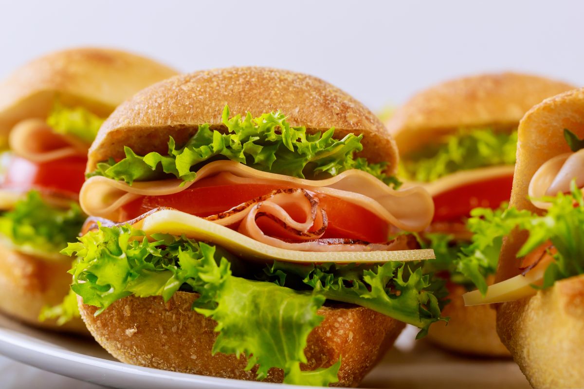 Subway is giving away 1 million free sandwiches next week