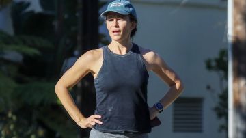 La actriz de 51, Jennifer Garner fue captada realizando su rutina de ejercicios.