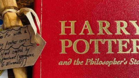 El libro de Harry Potter que se pondrá en subasta. Hansons Auctioneers