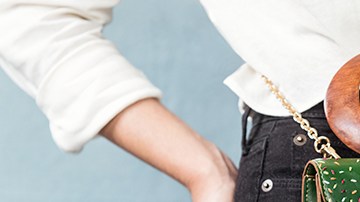 La "Emma Cactus Leather Bag" sorprendió al jurado de los premios, conformado por la experta en tendencias Dayna Isom Johnson y la reconocida actriz, empresaria, productora y diseñadora de calzado Sarah Jessica Parker.