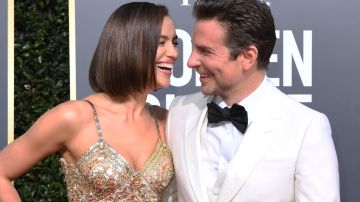 Irina Shayk y Bradley Cooper en los Golden Globes 2019.
