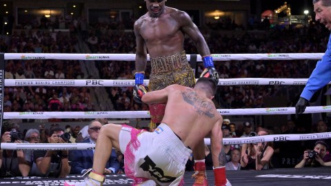 El boxeador perderá el cinturón de campeón Súper Welter al no recibir el repaldo de la OMB.