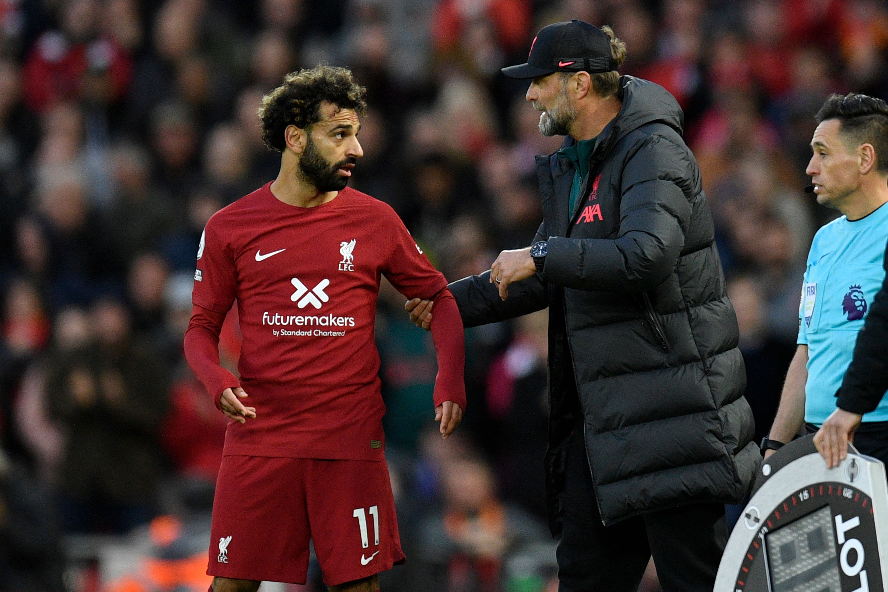 Klopp garante que Mohamed Salah não vai para o futebol árabe: 'Comprometido  com o Liverpool' - A Crítica de Campo Grande