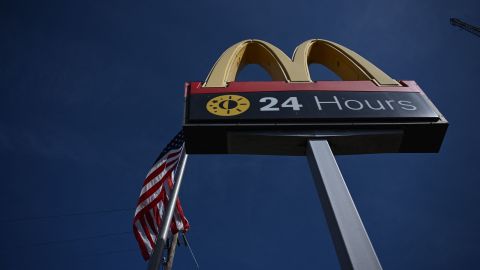 El incidente se registró en un McDonald's de DC.