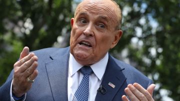 El exalcalde de Nueva York, Rudy Giuliani, enfrenta acusaciones en Georgia.