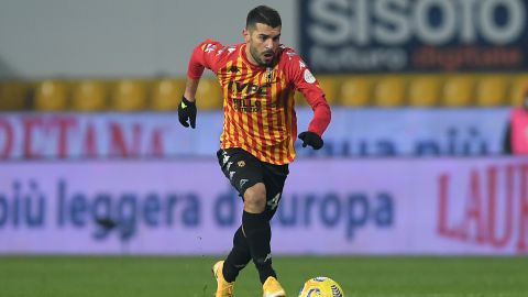 Iago Falque cuando jugaba en el Benevento Calcio durante la temporada 2020 de la Serie A.