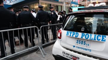 Una patrulla de NYPD aparece en la imagen.