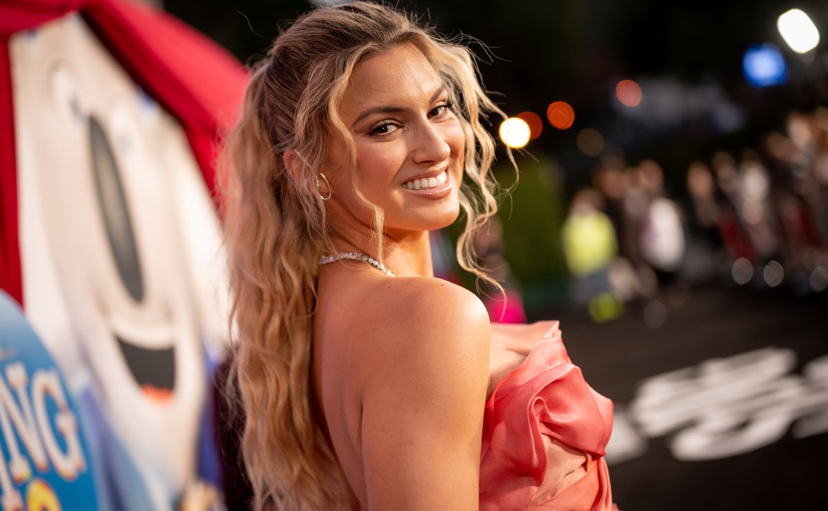 Tori Kelly announces her “Take Control” tour after being hospitalized – The NY Journal