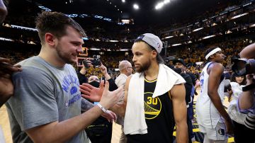 Stephen Curry y Luka Doncic.