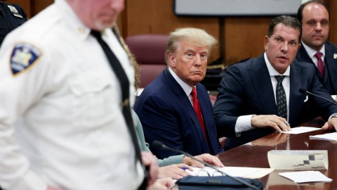 El expresidente Trump enfrenta cuatro procesos judiciales de tipo criminal.