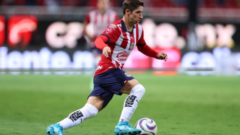 El jugador de Chivas consideró que se quedaron a deber con la afición del Rebaño Sagrado.