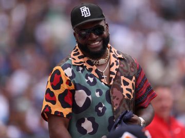 David Ortiz sonríe durante el Home Run Derby 2023.